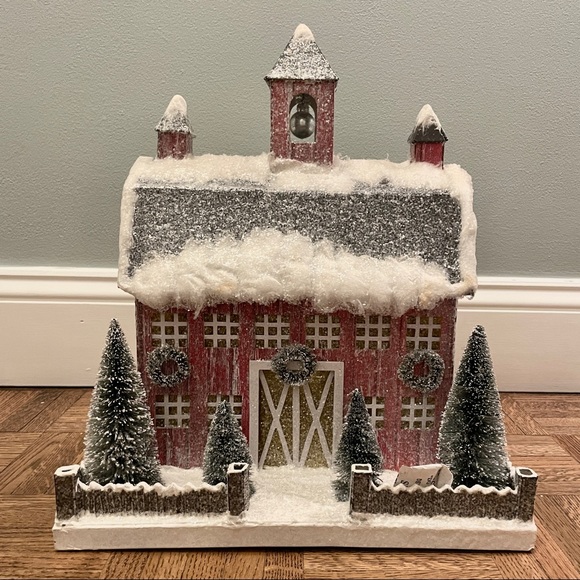 Large Red Dutch Barn Christmas Putz - Picture 2 of 8